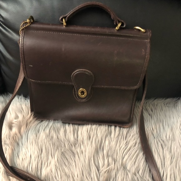 Coach Handbags - Vintage coach messenger A-8